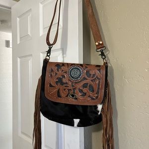 Myra bag cross body